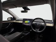 Tesla Model Y - View 4