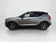 Volvo XC40 - View 2