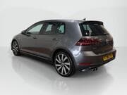 Volkswagen Golf - View 3