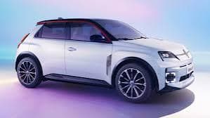 Renault 5 E-Tech vs. MINI Cooper E: The Battle of Retro EVs